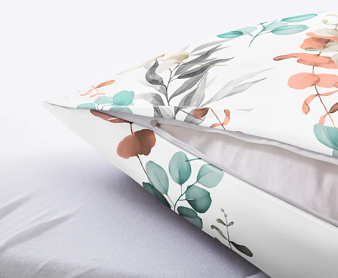 Kleine Wolke Mako-Satin Bettwäsche Fabales 155 x 220cm | Mehrfarbig