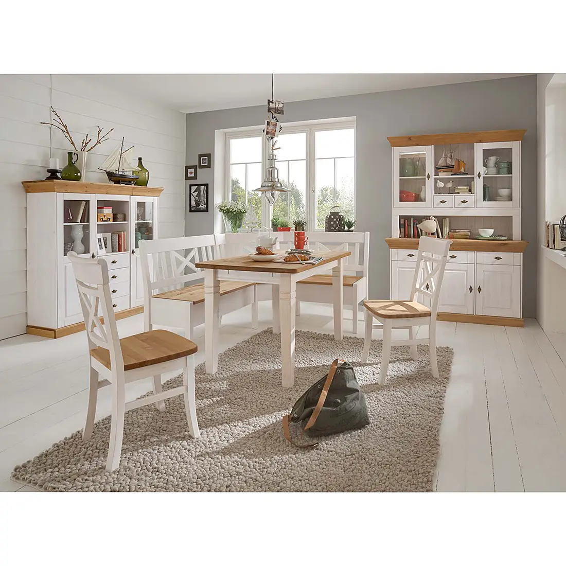Buffet Bergen | Holztöne