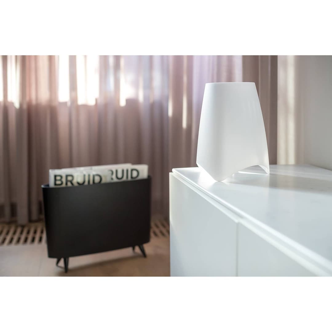 home24 Zeitungsständer Milano | Schwarz